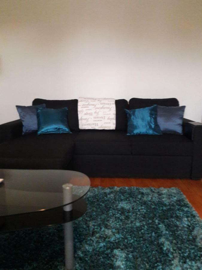 Apartment Kivistoe, 2 Km From Centrum, Free Wifi And Parking, No Smoking, Allergenes Jyvaskyla Exterior photo
